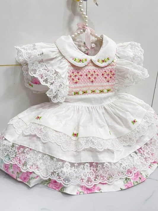 Classic pinny dress